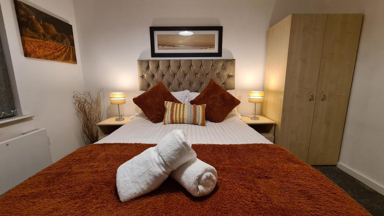 Luxury 2 Bed Apt With Free Wi-Fi & Parking Манчестър Екстериор снимка